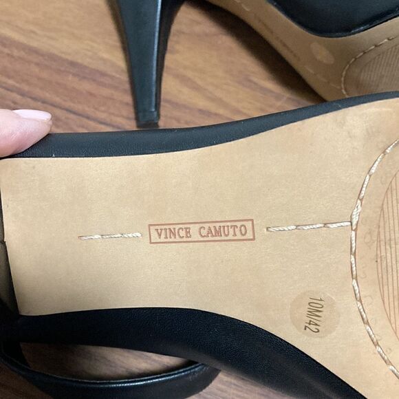 Vince Camuto Kalisi Open Toe Cutout Black Leather Bootie. Size 10 - Picture 7 of 7